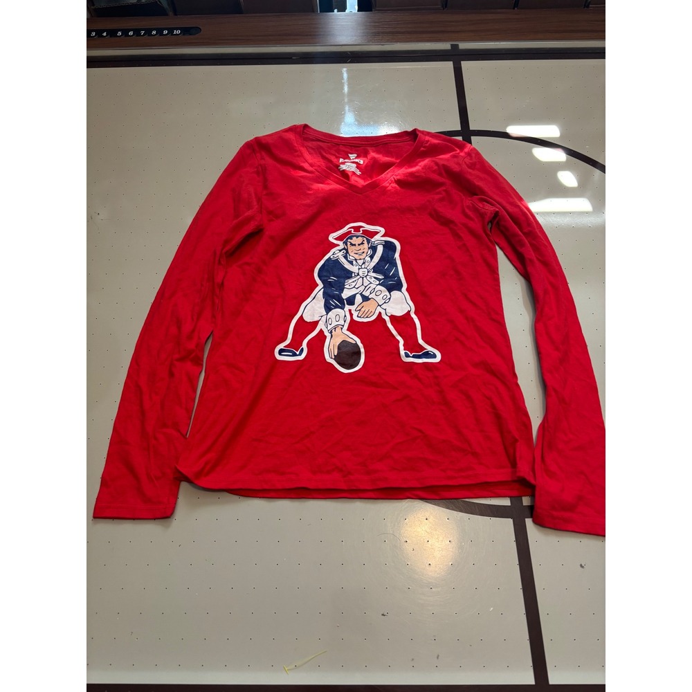 354 Fanatics New England Patriots Drake Maye 10 Red V-Neck Long Sleeve  Small
